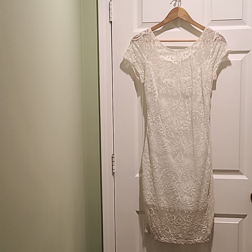 Cap Sleeve Lace Dress